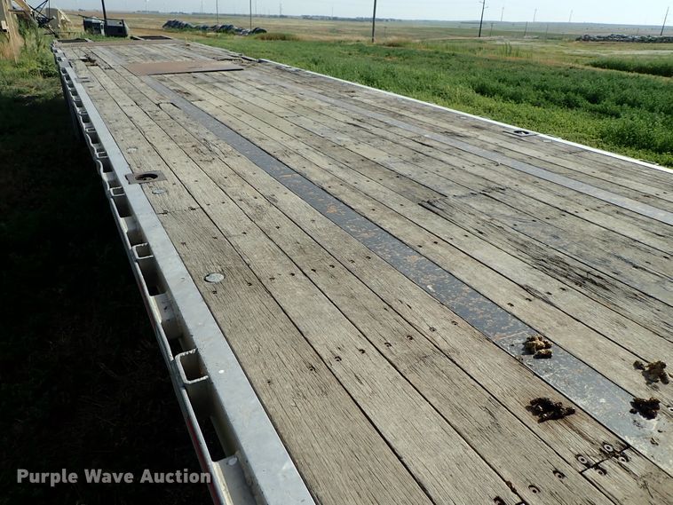 image for item DE5529 2006 Transcraft DTL-2100 drop deck equipment trailer