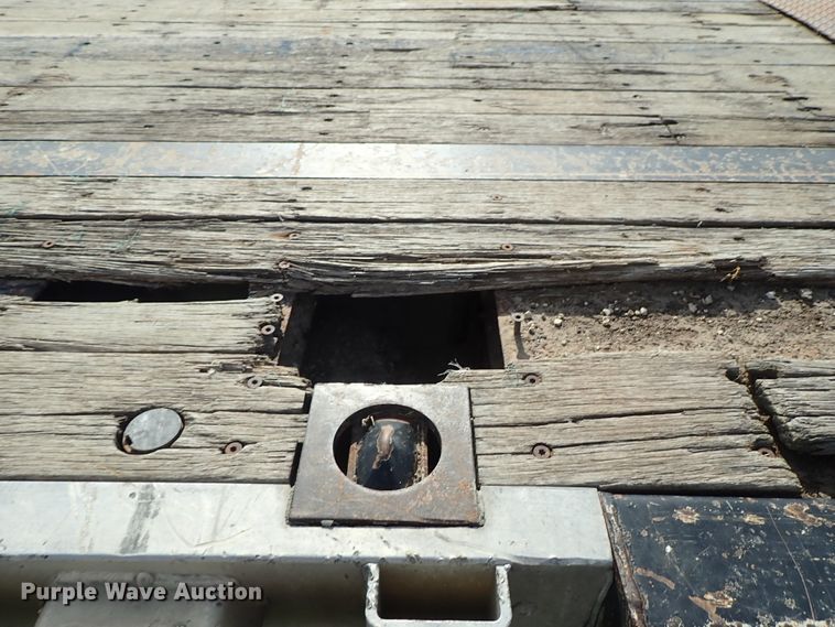 image for item DE5529 2006 Transcraft DTL-2100 drop deck equipment trailer