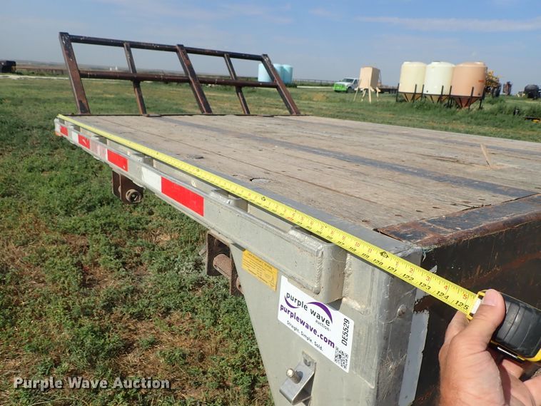 image for item DE5529 2006 Transcraft DTL-2100 drop deck equipment trailer