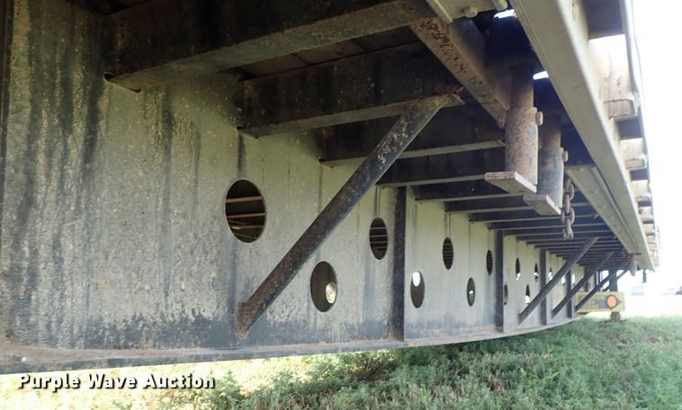 image for item DE5529 2006 Transcraft DTL-2100 drop deck equipment trailer