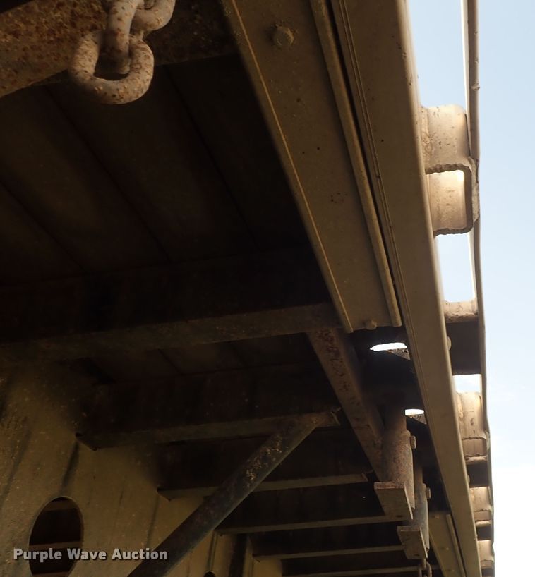 image for item DE5529 2006 Transcraft DTL-2100 drop deck equipment trailer