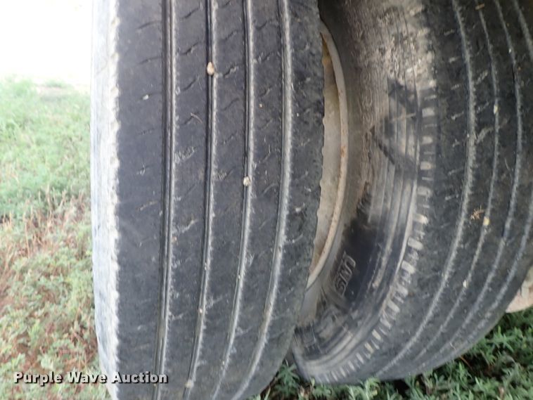 image for item DE5529 2006 Transcraft DTL-2100 drop deck equipment trailer