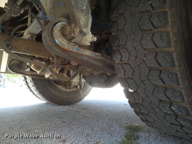 image for item DF0783 1992 Freightliner FLD112 semi truck