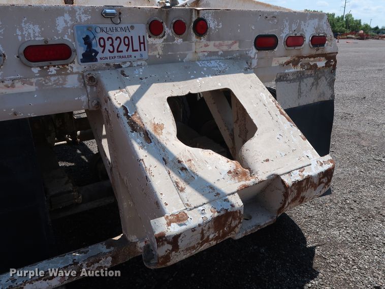 image for item DG4110 2002 Flowboy BD24 bottom dump trailer