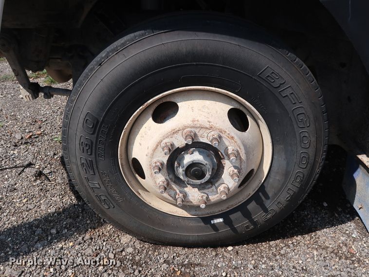 image for item DG4125 1996 Mack CH613 semi truck