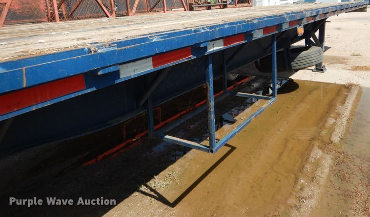 image for item DG5835 1995 Dorsey DGTS flatbed trailer