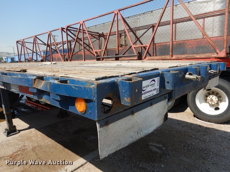 image for item DG5835 1995 Dorsey DGTS flatbed trailer