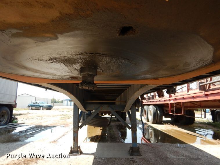 image for item DG5835 1995 Dorsey DGTS flatbed trailer