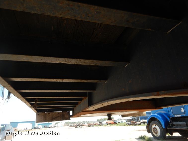 image for item DG5835 1995 Dorsey DGTS flatbed trailer