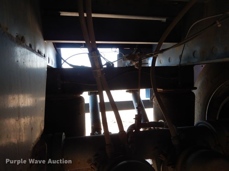 image for item DG5835 1995 Dorsey DGTS flatbed trailer