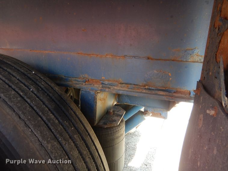 image for item DG5835 1995 Dorsey DGTS flatbed trailer