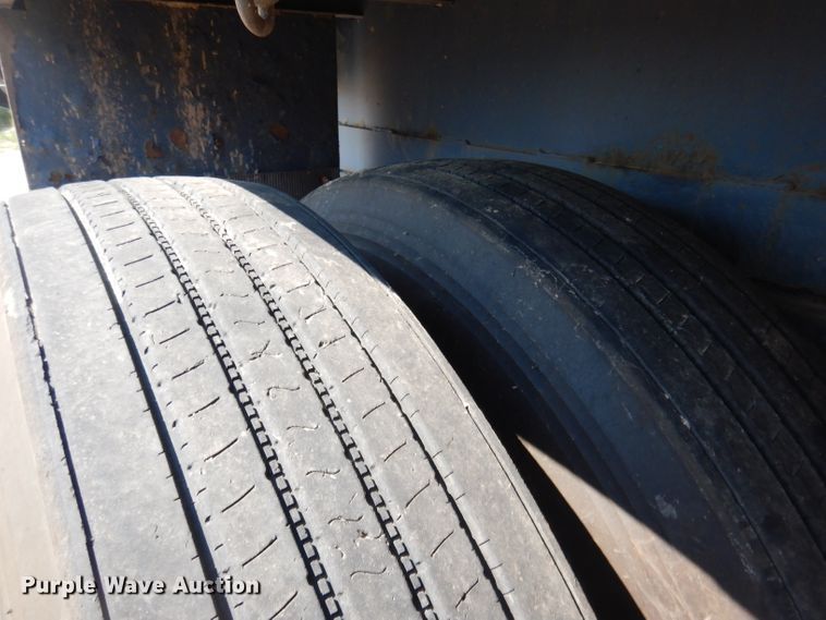 image for item DG5835 1995 Dorsey DGTS flatbed trailer