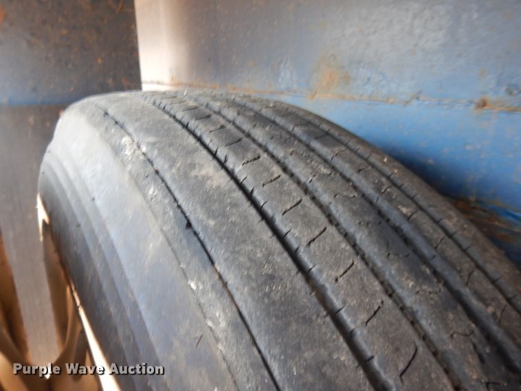 image for item DG5835 1995 Dorsey DGTS flatbed trailer