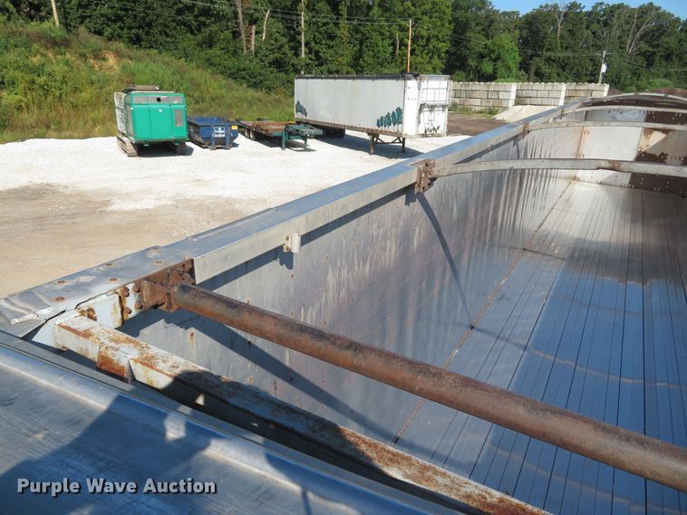 image for item DH1559 2001 Wilson DWH-400W walking floor trailer