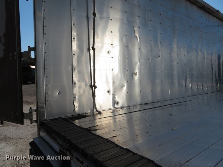 image for item DH1559 2001 Wilson DWH-400W walking floor trailer