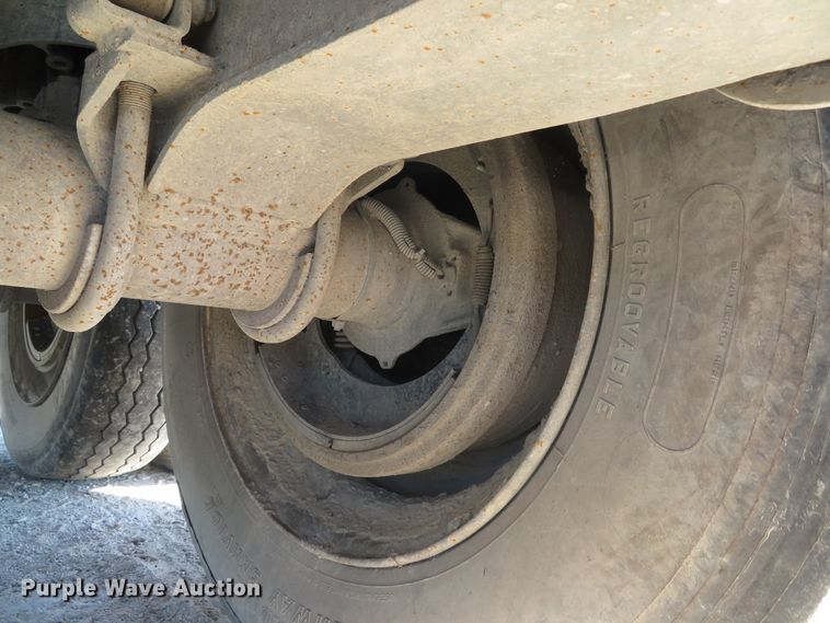 image for item DH1559 2001 Wilson DWH-400W walking floor trailer