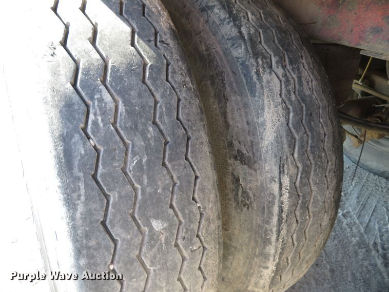 image for item DH1559 2001 Wilson DWH-400W walking floor trailer