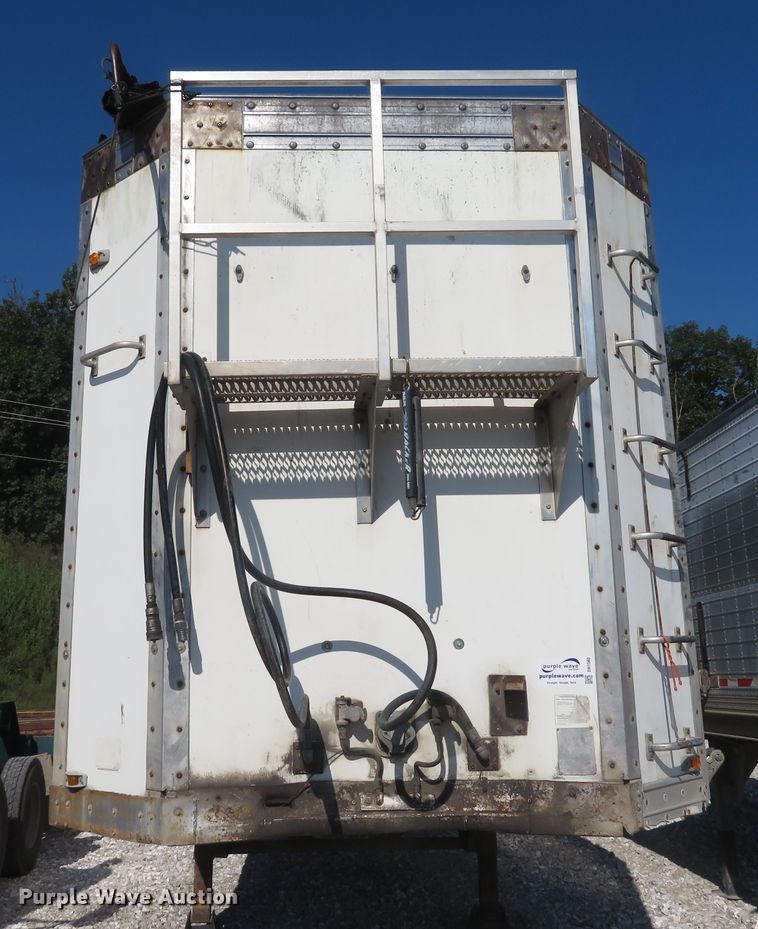 image for item DH1560 1988 Wilkens walking floor trailer