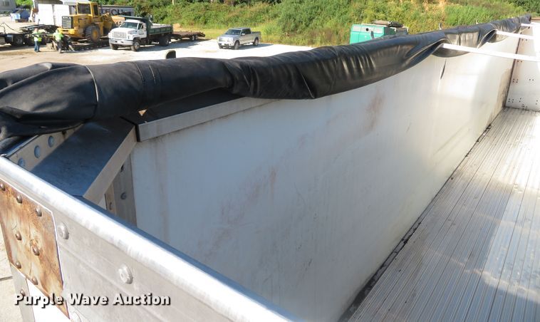 image for item DH1560 1988 Wilkens walking floor trailer