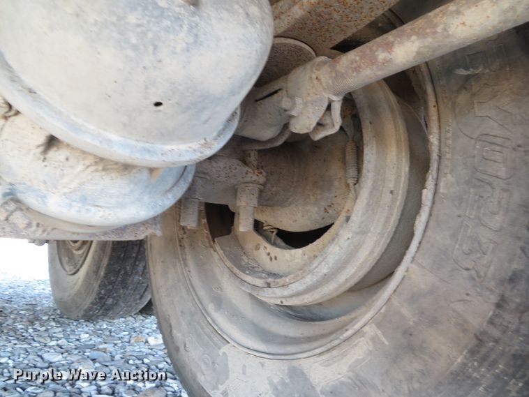 image for item DH1560 1988 Wilkens walking floor trailer