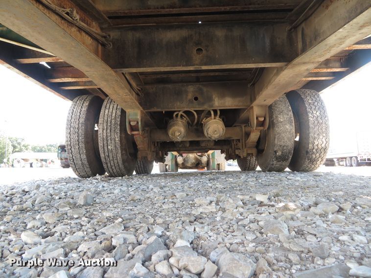 image for item DH1561 2000 Trail King TK40 equipment trailer