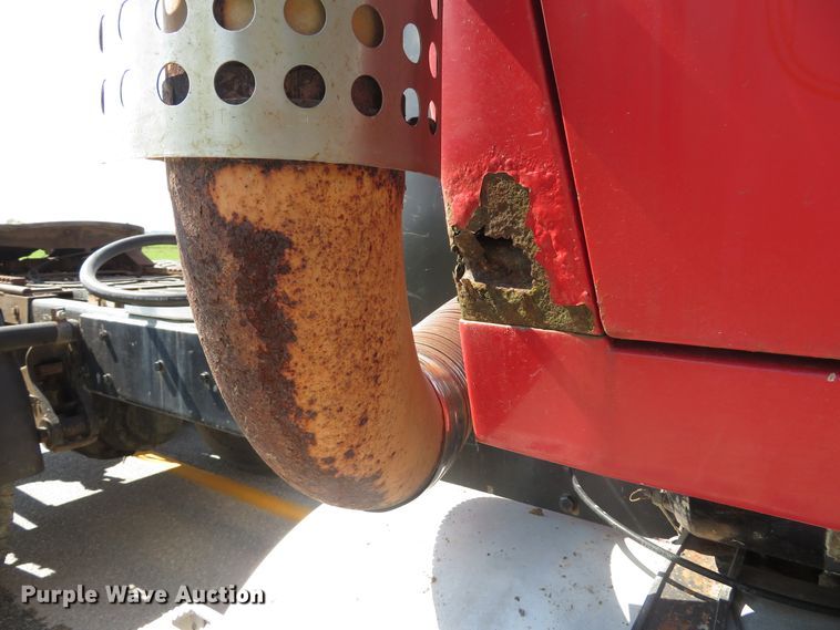 image for item DH1563 1983 Ford LTL9000 semi truck