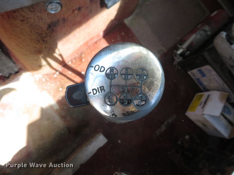 image for item DH1563 1983 Ford LTL9000 semi truck