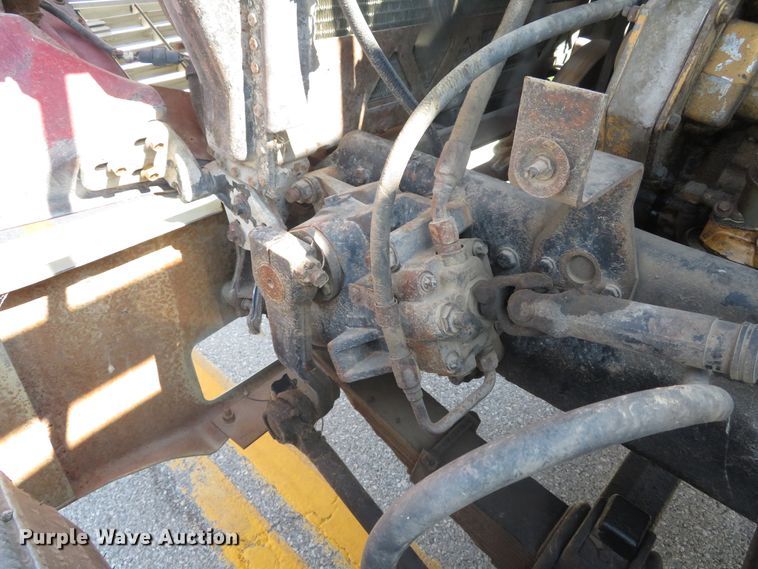 image for item DH1563 1983 Ford LTL9000 semi truck