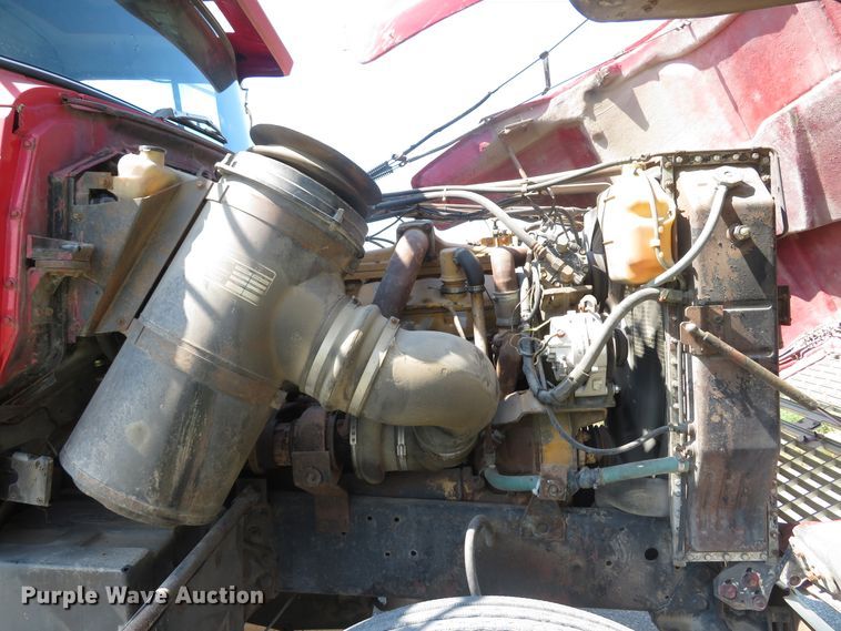 image for item DH1563 1983 Ford LTL9000 semi truck