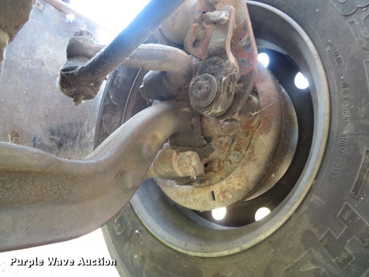 image for item DH1563 1983 Ford LTL9000 semi truck