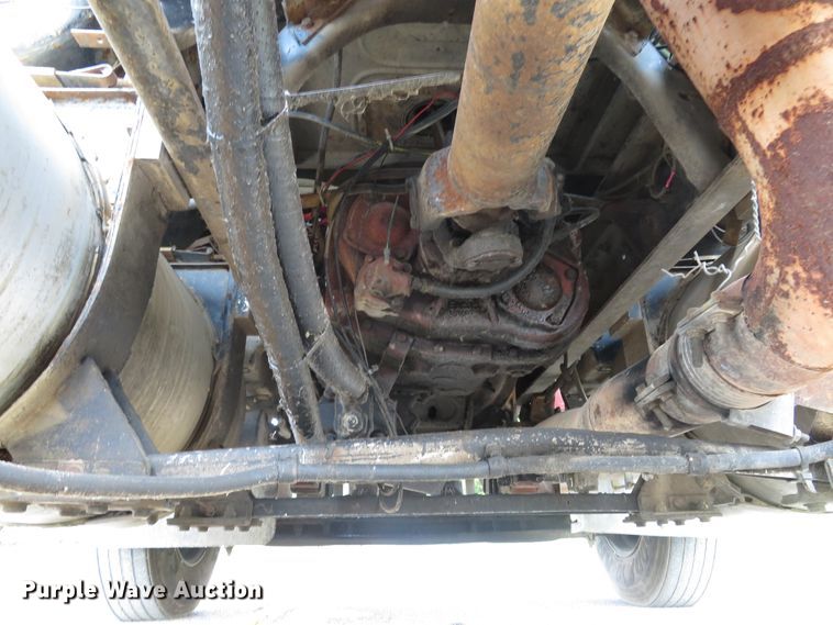 image for item DH1563 1983 Ford LTL9000 semi truck