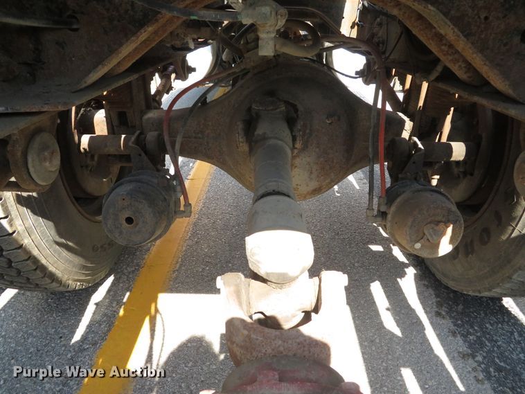 image for item DH1563 1983 Ford LTL9000 semi truck