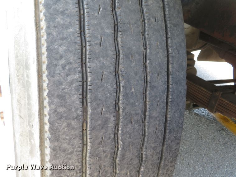 image for item DH1563 1983 Ford LTL9000 semi truck