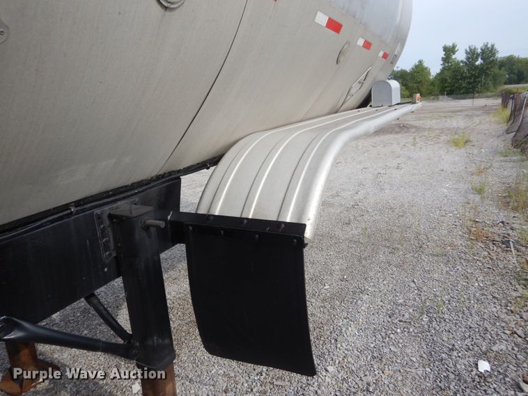 image for item DH2042 1987 Polar Tank Trailers Inc tank trailer