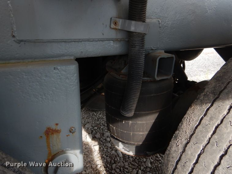 image for item DH2042 1987 Polar Tank Trailers Inc tank trailer