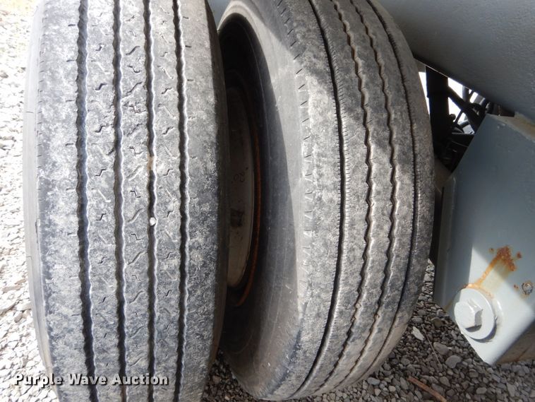 image for item DH2042 1987 Polar Tank Trailers Inc tank trailer