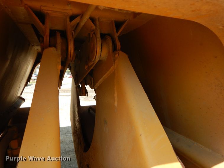 image for item DH2059 1982 Load King 2030-10 bottom dump trailer