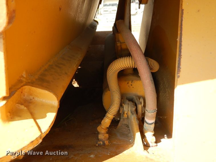 image for item DH2059 1982 Load King 2030-10 bottom dump trailer