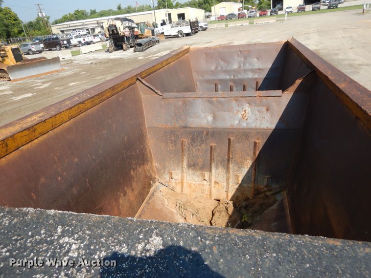 image for item DH2059 1982 Load King 2030-10 bottom dump trailer