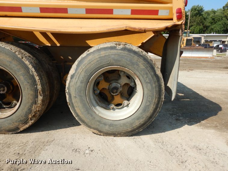 image for item DH2059 1982 Load King 2030-10 bottom dump trailer