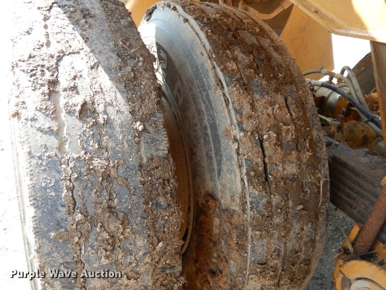 image for item DH2059 1982 Load King 2030-10 bottom dump trailer