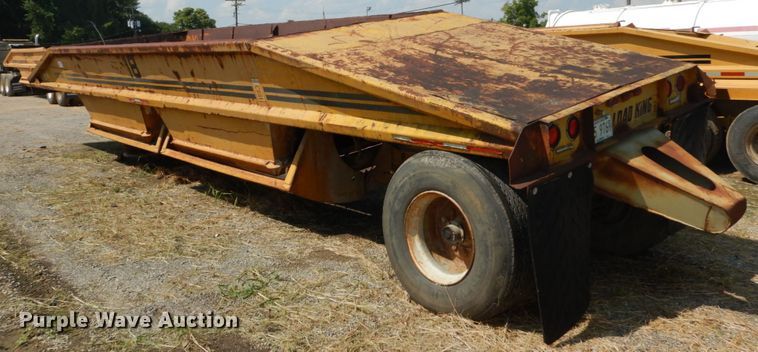image for item DH2060 1979 Load King 2030 bottom dump trailer