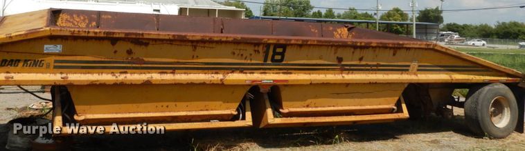 image for item DH2060 1979 Load King 2030 bottom dump trailer