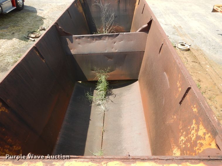 image for item DH2060 1979 Load King 2030 bottom dump trailer