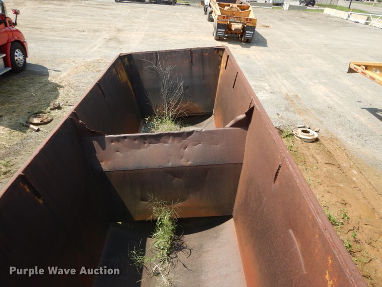 image for item DH2060 1979 Load King 2030 bottom dump trailer