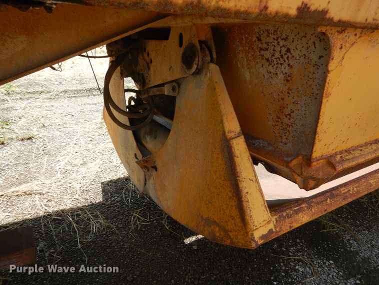 image for item DH2060 1979 Load King 2030 bottom dump trailer