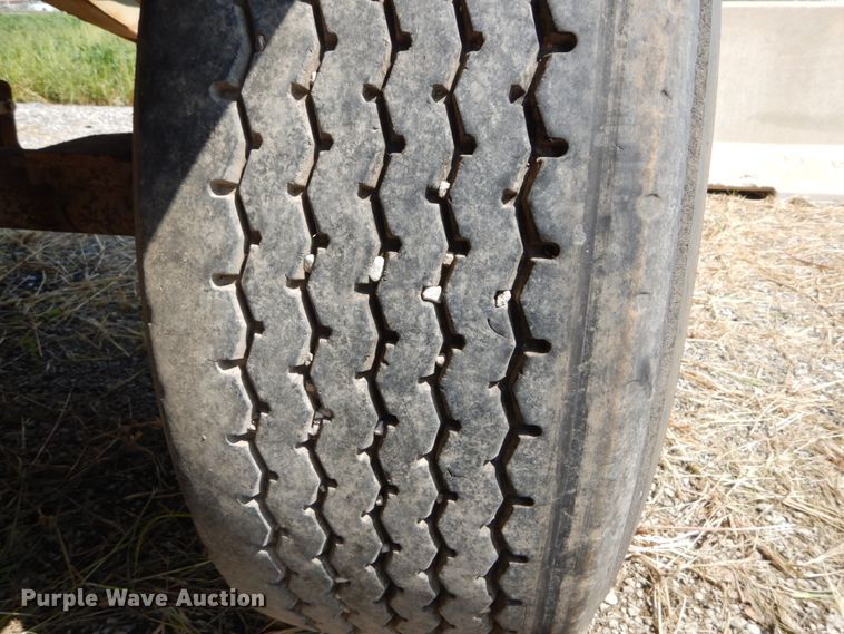 image for item DH2060 1979 Load King 2030 bottom dump trailer