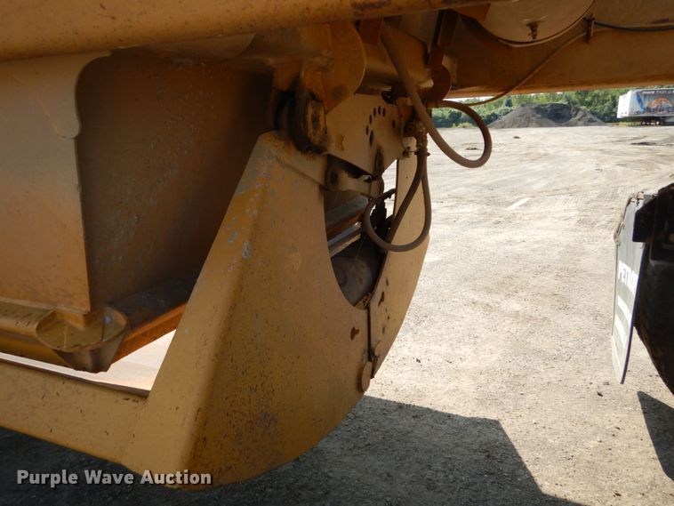 image for item DH2061 1982 Load King 2030-10 bottom dump trailer