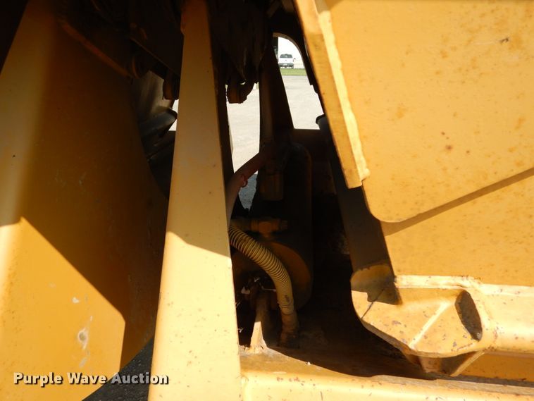 image for item DH2061 1982 Load King 2030-10 bottom dump trailer