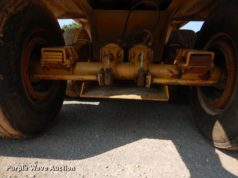 image for item DH2061 1982 Load King 2030-10 bottom dump trailer